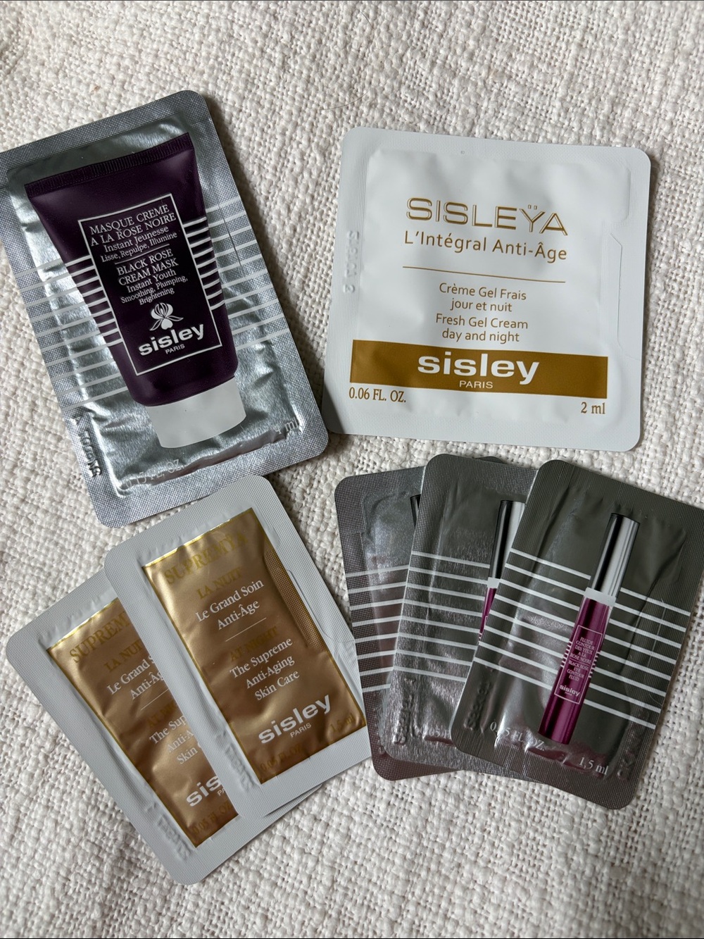 ⭐️5 for $20- Set of 7 New Sisley Paris Skincare Samples